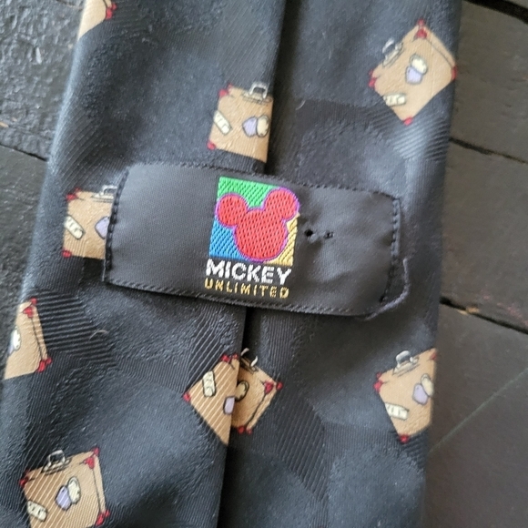 Mickey Unlimited Men's Tie Black Suitcases Donald Duck Movin' Mouse Cartoon - Picture 4 of 4